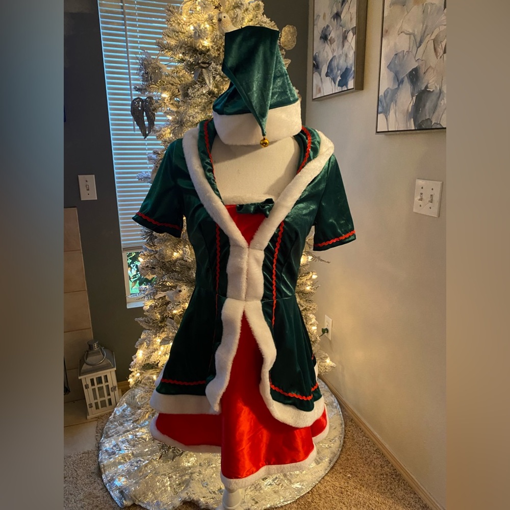 Xmas outfit size medium